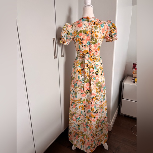 Floral Maxi Dress - Picture 4 of 9